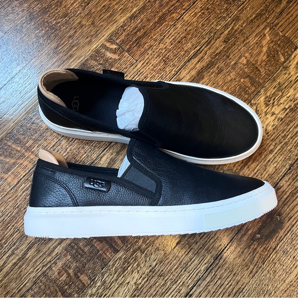 Brand New UGG Alameda Slip On